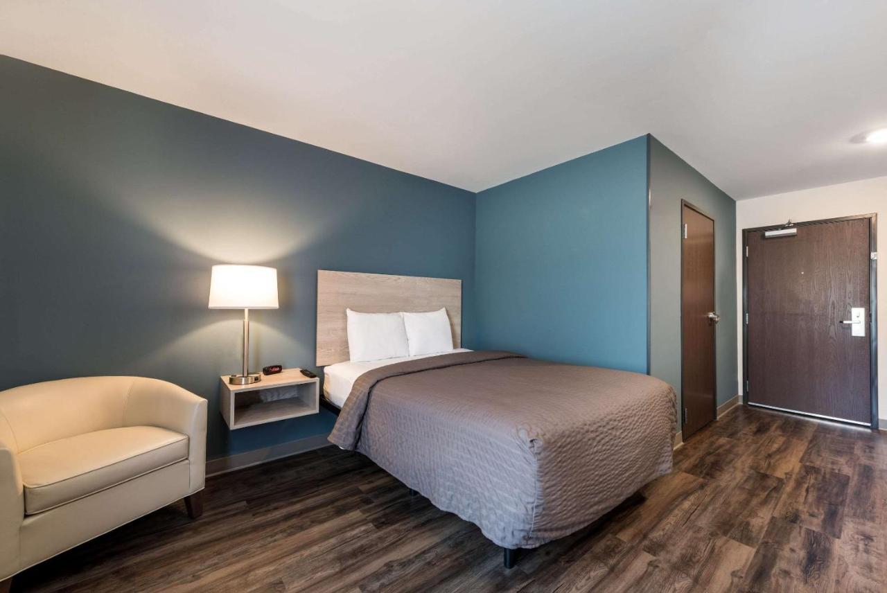 Woodspring Suites Greensboro - High Point North Exterior foto
